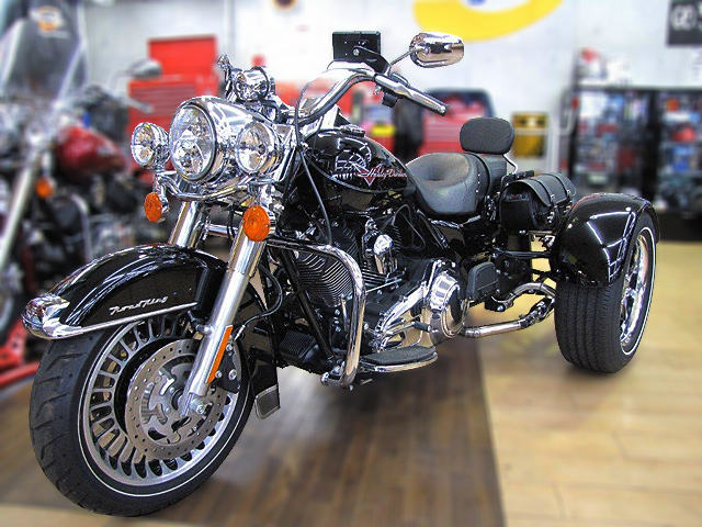 HARLEY-DAVIDSON FLHR TRIKE