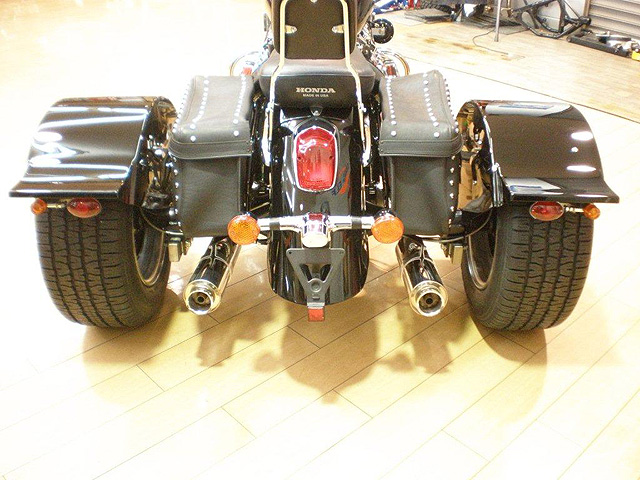 HONDA USA VALKYRIE TRIKE